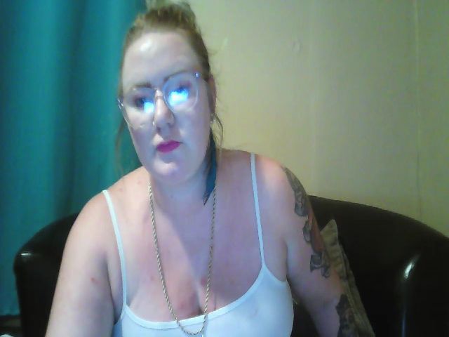 Live sex webcam photo for BrooklynFox93 #255241412