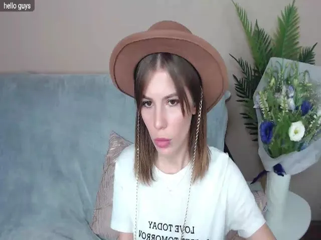 Live sex webcam photo for MeliSi #252606655