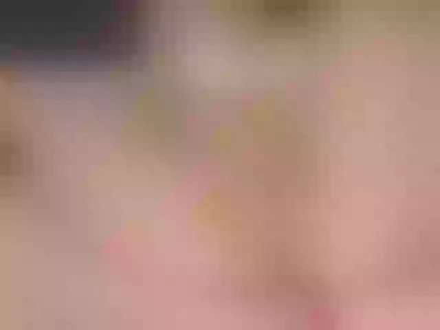 Live sex webcam photo for juliesquirts #249379347