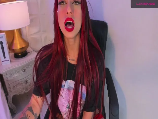 Live sex webcam photo for CandyLaw_ #258747100