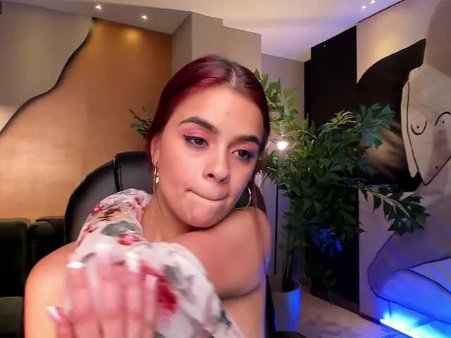 Live sex webcam photo for LilaDior #241359483