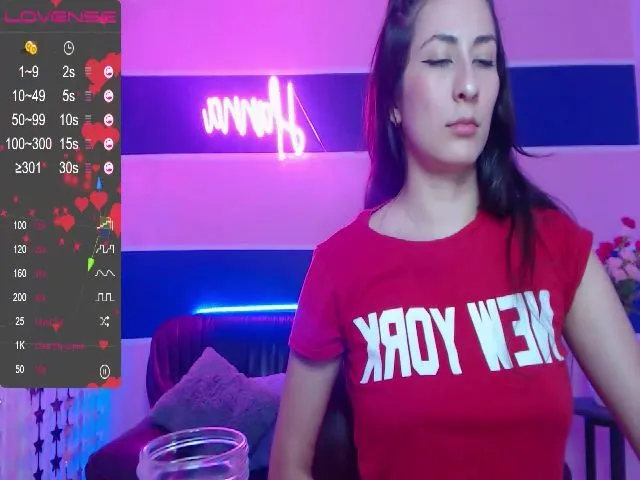 Live sex webcam photo for HannaCamgirl #262618697