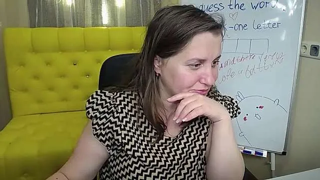 Live sex webcam photo for EmilyNative #245046466