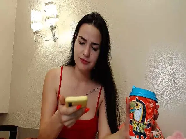 Live sex webcam photo for MarcyBB #254359298