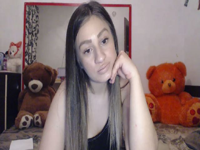 Live sex webcam photo for Adelinesugar #254662431