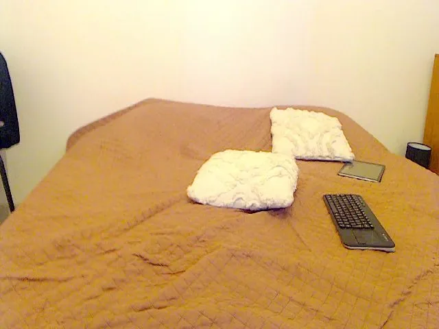 Live sex webcam photo for AliceBiggAss #264179029