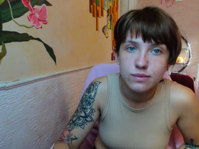 Live sex webcam photo for Reginasmilee #252725797