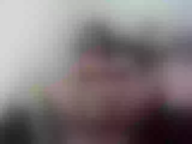 Live sex webcam photo for sexititshot12 #241124792