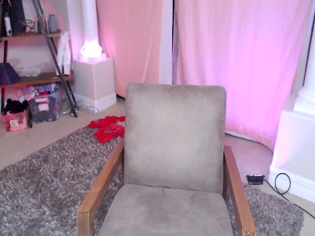 Live sex webcam photo for AtomicMilf #265298545