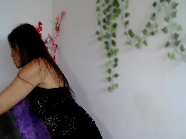 Live sex webcam photo for Lynn_Luv #255144604