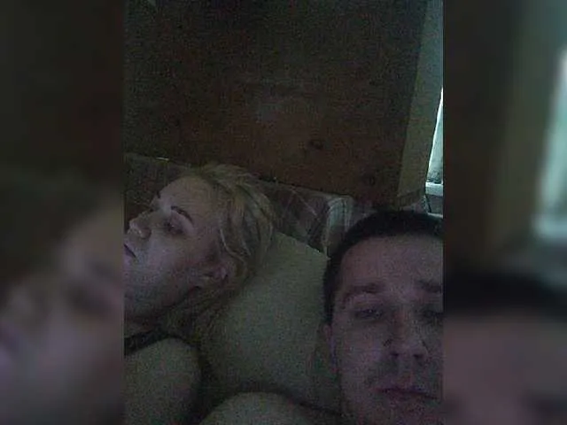 Live sex webcam photo for AlinaPixel #254039440