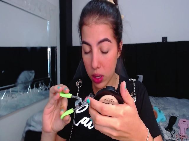Live sex webcam photo for Luisa__torres #258626186