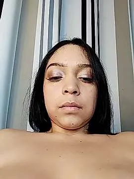 Live sex webcam photo for IAmAHornyGirl_ #242921524