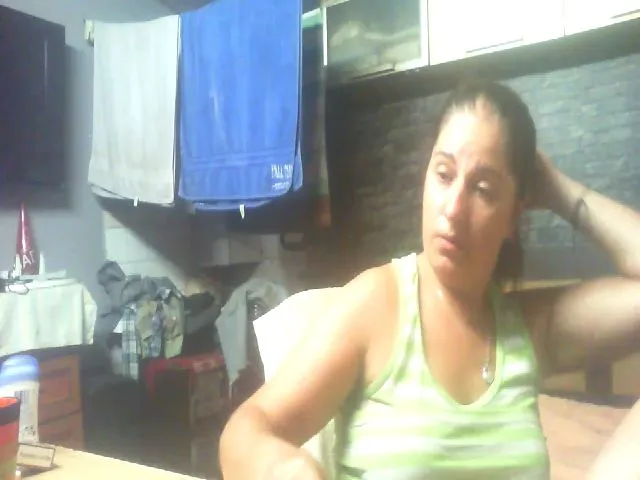 Live sex webcam photo for MGabrielle #263545665