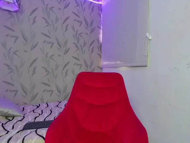 Live sex webcam photo for Katie_teen #255086201