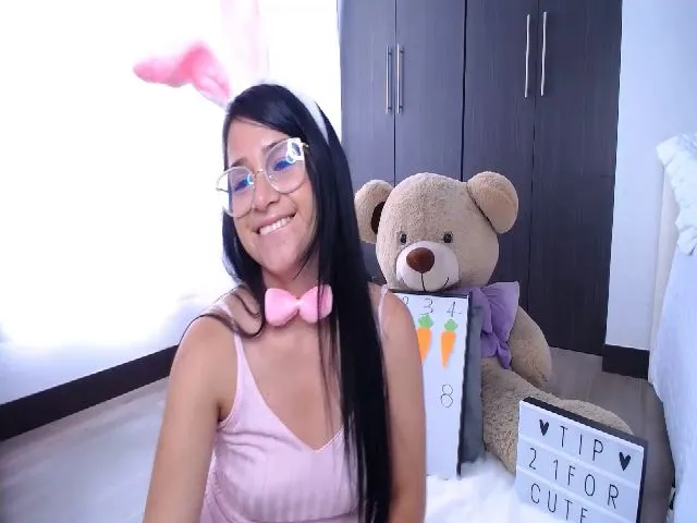 Live sex webcam photo for Hellenn #260917532