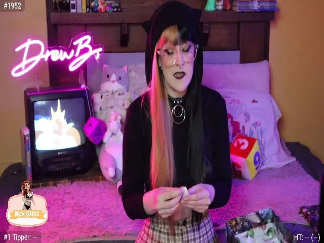 Live sex webcam photo for DrewBerries #252294020