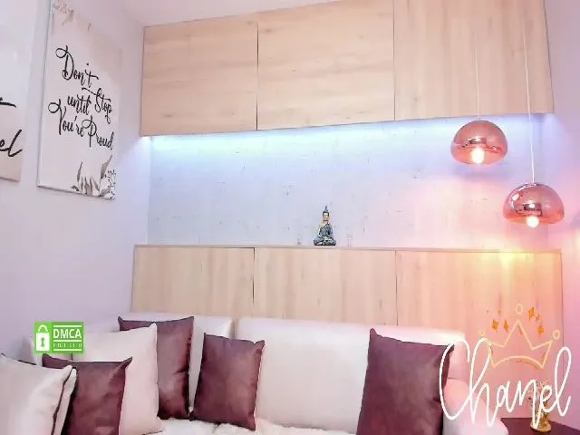 Live sex webcam photo for Chaneladams_ #263116652