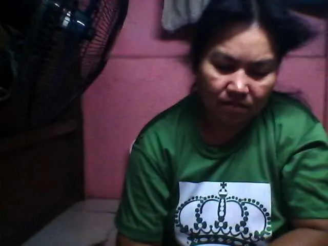 Live sex webcam photo for princess4uxx #261337152