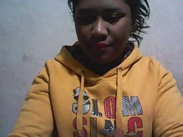 Live sex webcam photo for mybigass15 #247514719