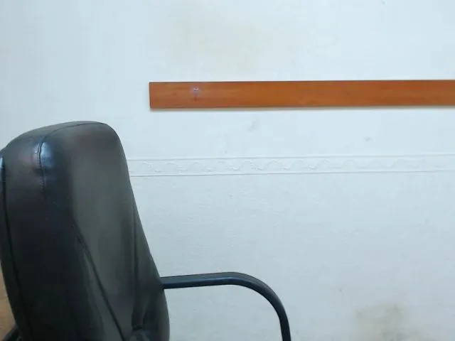 Live sex webcam photo for Miss_Vivian #254169691