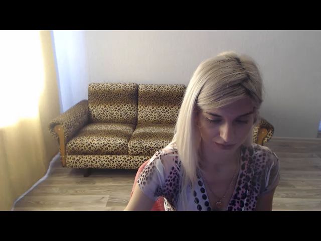 Live sex webcam photo for SexyBeatriice #264775533