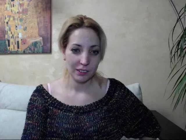Live sex webcam photo for mariska-kiska #241158472