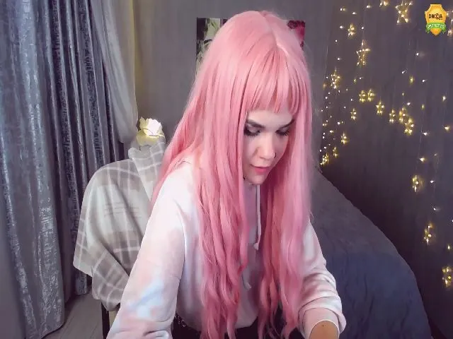 Live sex webcam photo for KerryBlair #254465339