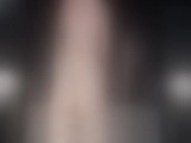 Live sex webcam photo for JuliaJuliette #257393990
