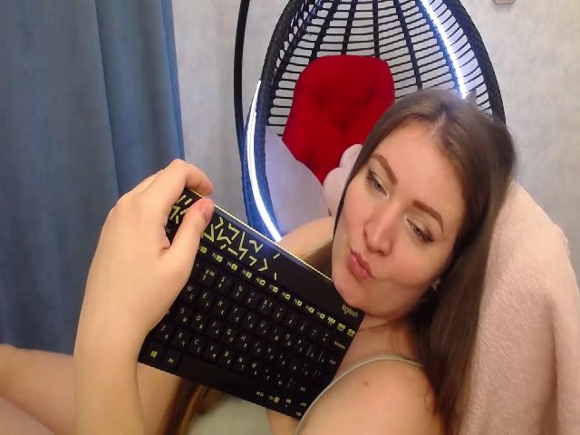 Live sex webcam photo for Nataly_cute1 #262938475
