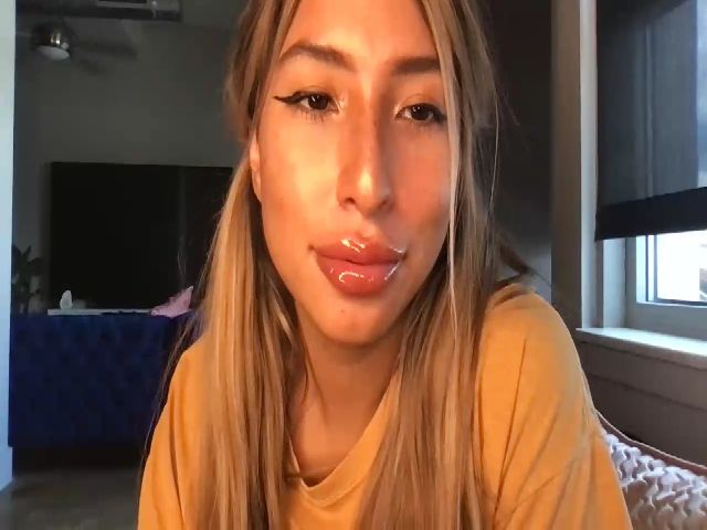 Live sex webcam photo for QuantumRealm1 #261514211