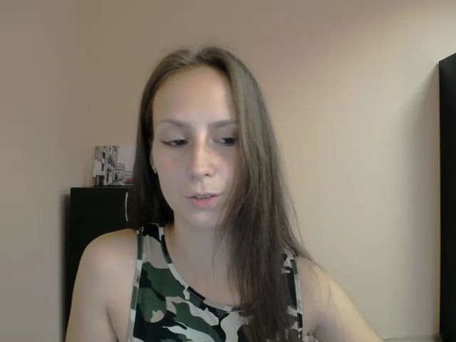 Live sex webcam photo for CuddliesNikki #260164911