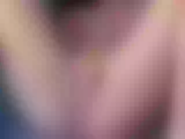 Live sex webcam photo for AnnieMiller- #245952745