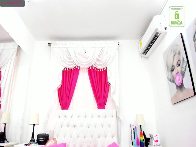 Live sex webcam photo for Jessie_Ford #255658702