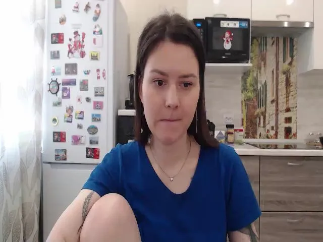 Live sex webcam photo for WonderXGirlXX #259874039