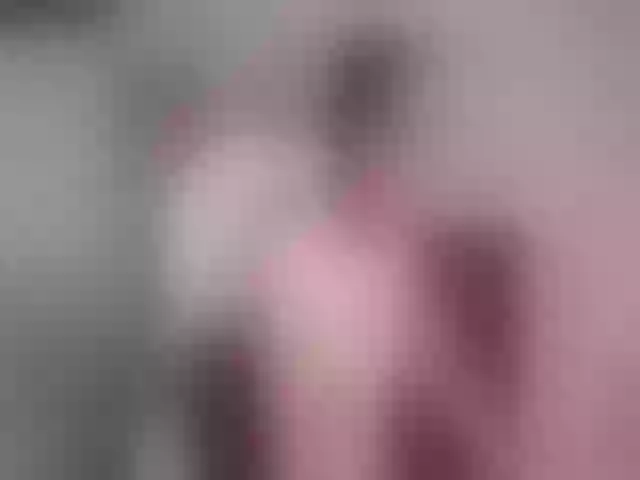 Live sex webcam photo for Sun_kissed1 #252746397