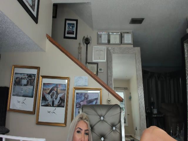 Live sex webcam photo for ADRIANA_FOX #258311352