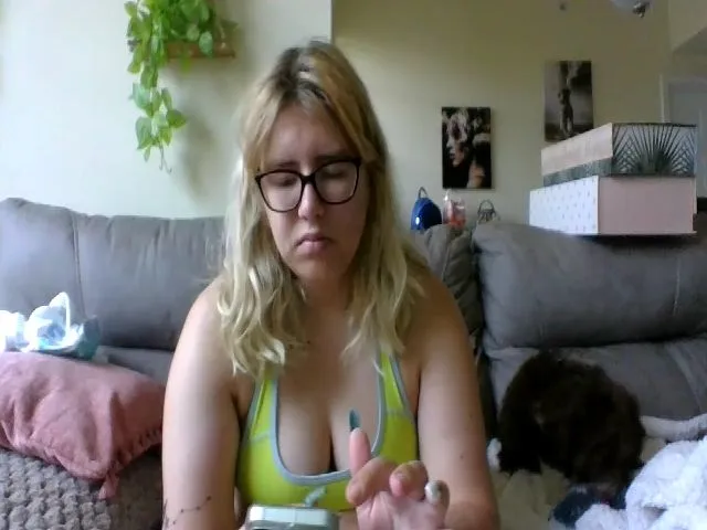 Live sex webcam photo for cozychristine #260015516