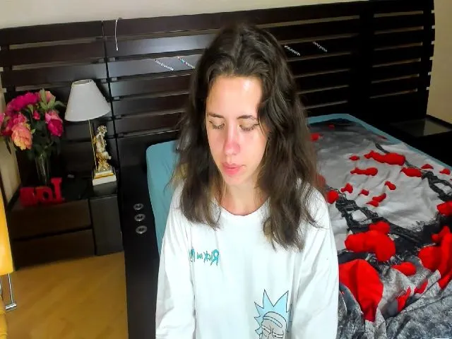Live sex webcam photo for HildaBoom_77 #254597424
