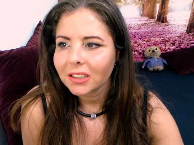 Live sex webcam photo for sofialiuba #247923192