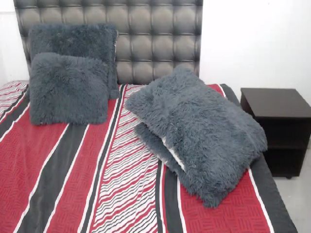 Live sex webcam photo for Sunxetlove #255764808