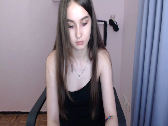 Live sex webcam photo for CuddliesKriss #255801551