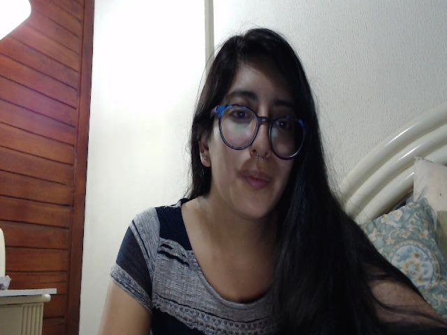 Live sex webcam photo for CatLover_9 #264061478