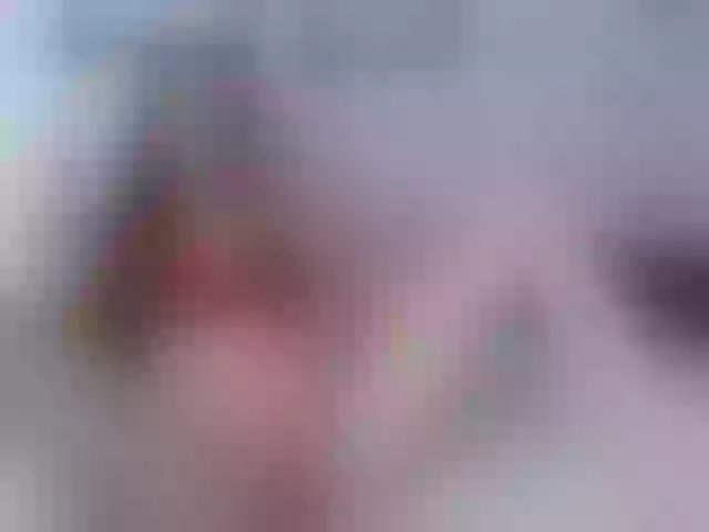 Live sex webcam photo for SaloHeaven #240987304