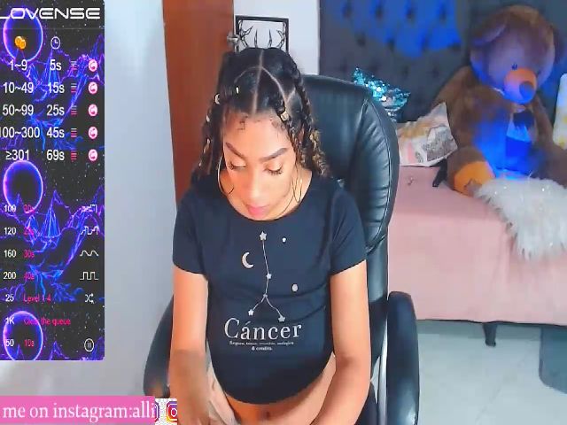 Live sex webcam photo for Celeste_ebony #264967139