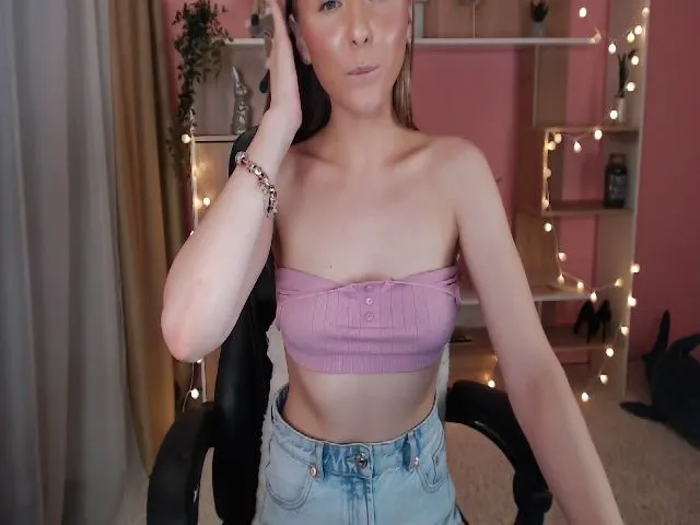 Live sex webcam photo for GloryParadise #255708162