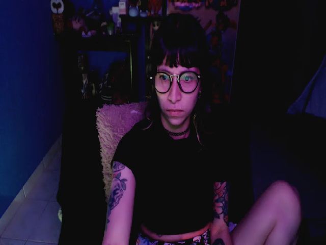 Live sex webcam photo for umaru_michae #252702204