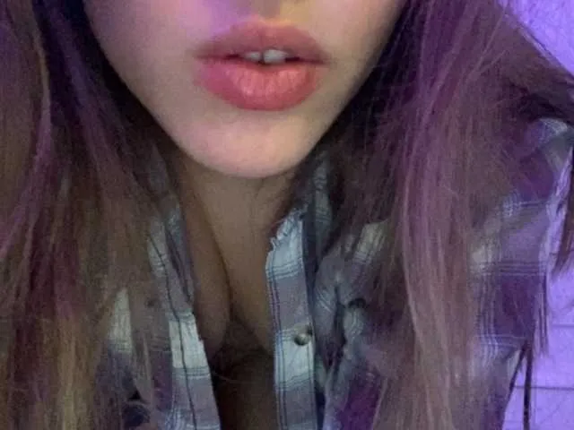 Live sex webcam photo for L0lly-D0lly #241219409