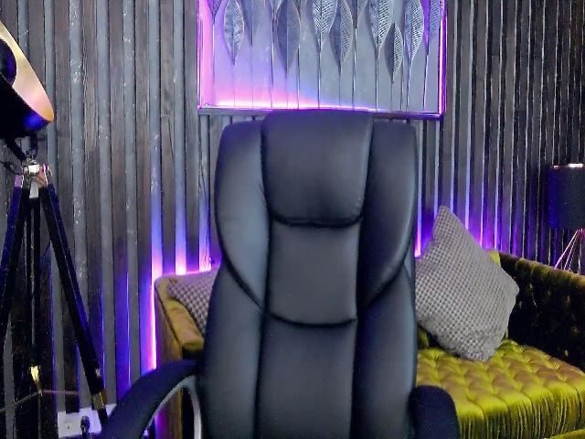 Live sex webcam photo for Gabrielllaa #255221355