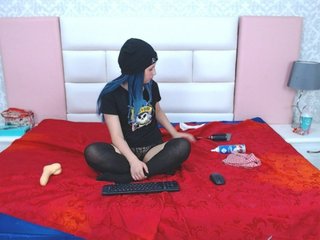 Live sex webcam photo for littlecandy #240609498